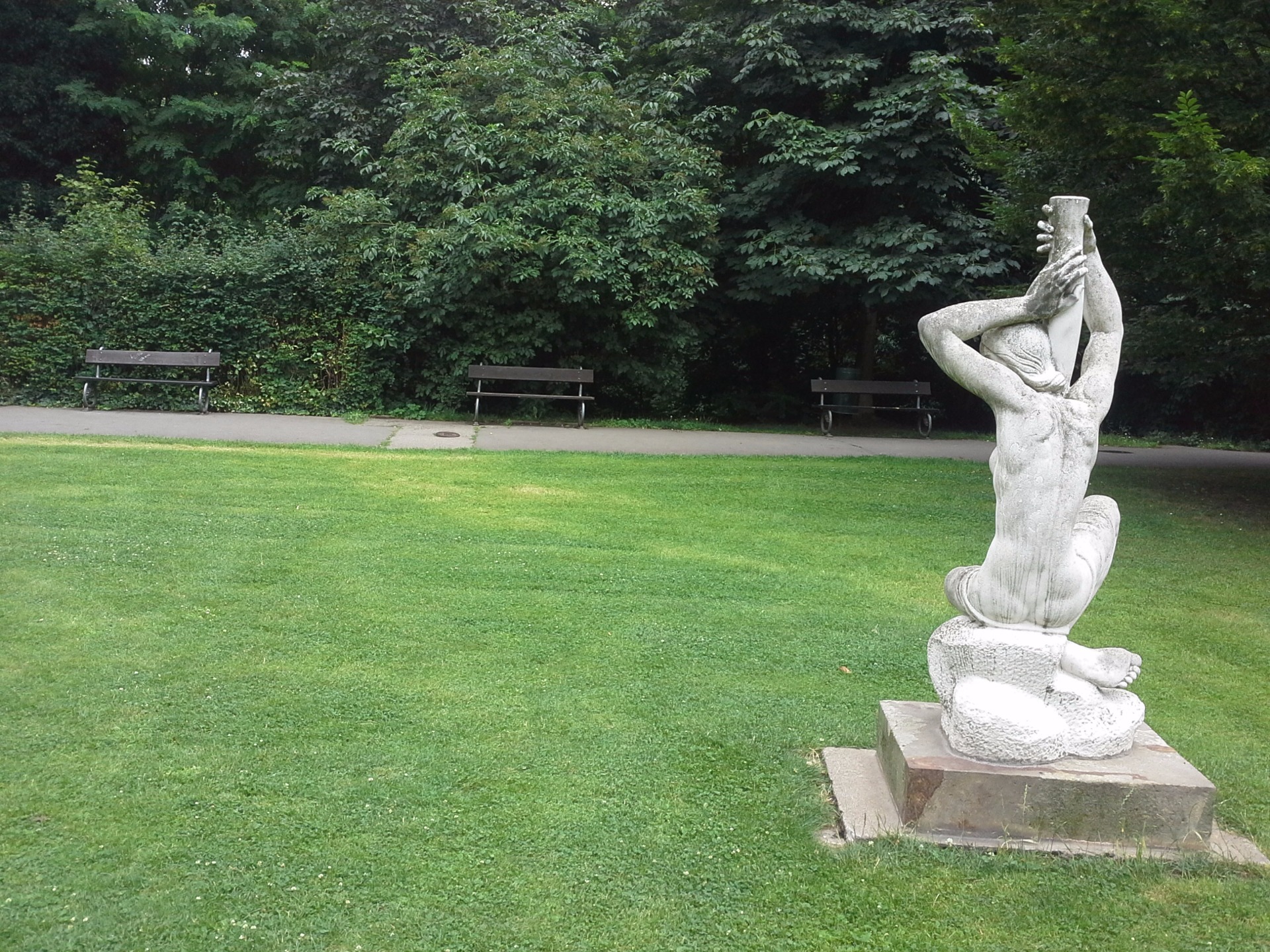 V Nosticově zahradě